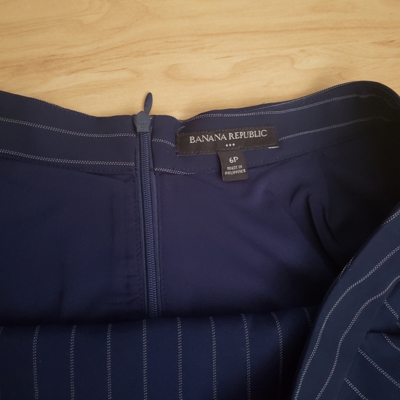 Banana Republic Skirt A Line Pin Stripe Size 6P - Picture 6 of 8